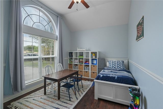 15210 Guadalupe River Dr, Corpus Christi, TX 78410