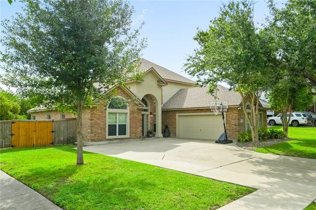 15210 Guadalupe River Dr, Corpus Christi, TX 78410