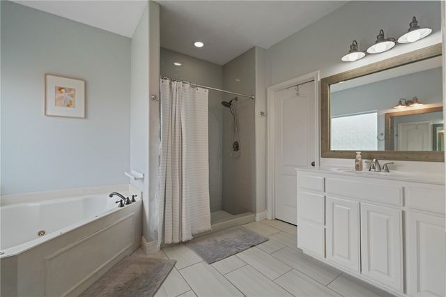 15210 Guadalupe River Dr, Corpus Christi, TX 78410
