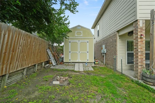 15210 Guadalupe River Dr, Corpus Christi, TX 78410