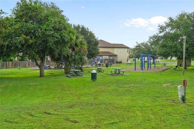 15210 Guadalupe River Dr, Corpus Christi, TX 78410