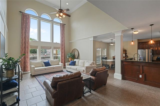 15210 Guadalupe River Dr, Corpus Christi, TX 78410