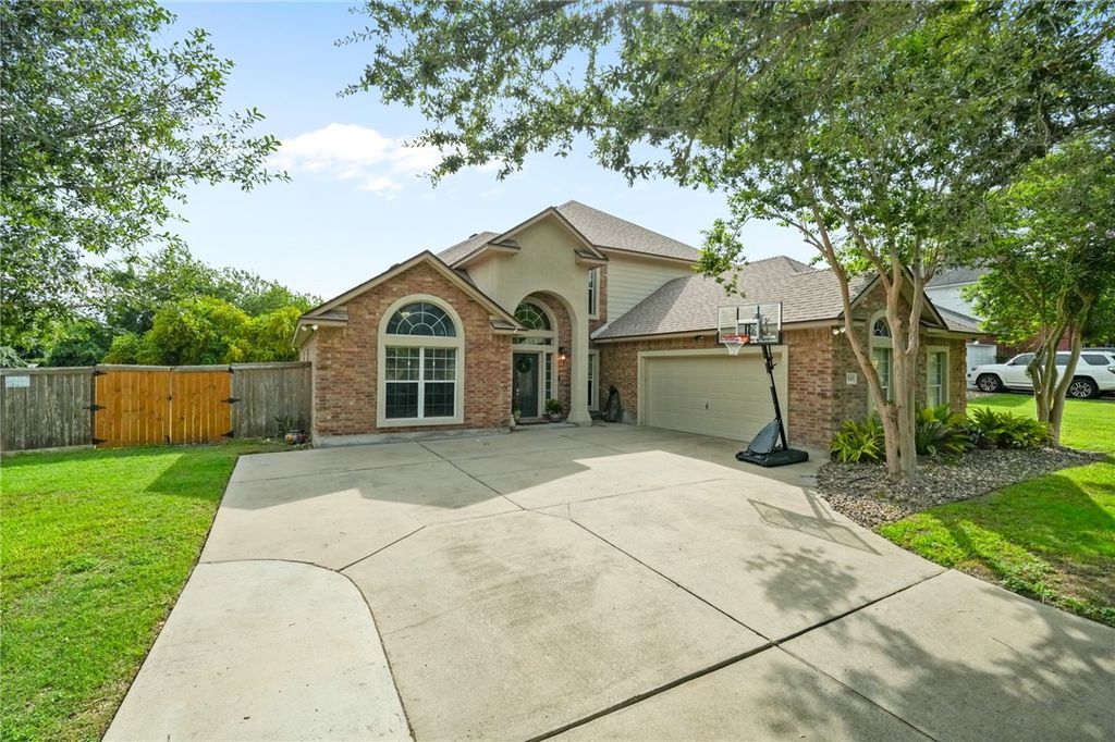 15210 Guadalupe River Dr, Corpus Christi, TX 78410