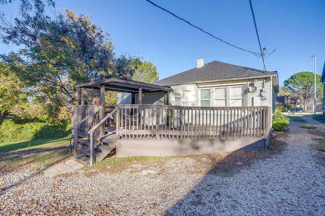 2544 S University Drive, Fort Worth, TX 76109