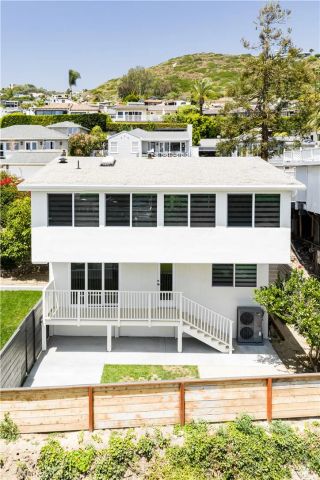 815 Park Avenue, Laguna Beach, CA 92651