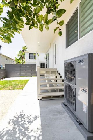 815 Park Avenue, Laguna Beach, CA 92651
