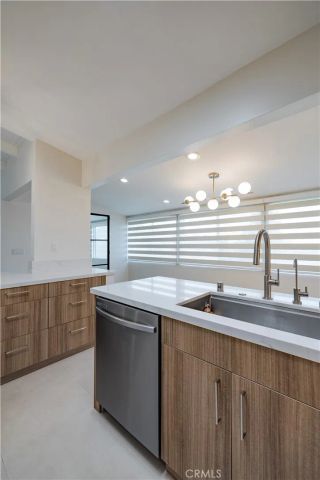 815 Park Avenue, Laguna Beach, CA 92651