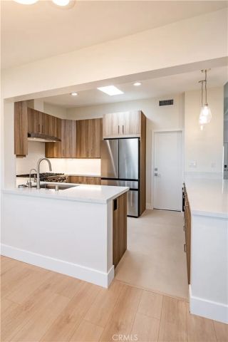 815 Park Avenue, Laguna Beach, CA 92651