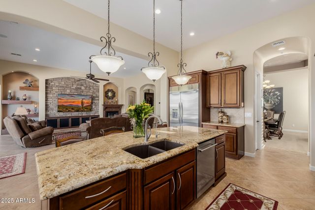 2312 N STEELE Circle, Mesa, AZ 85207