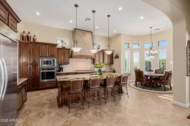 2312 N STEELE Circle, Mesa, AZ 85207