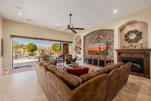 2312 N STEELE Circle, Mesa, AZ 85207