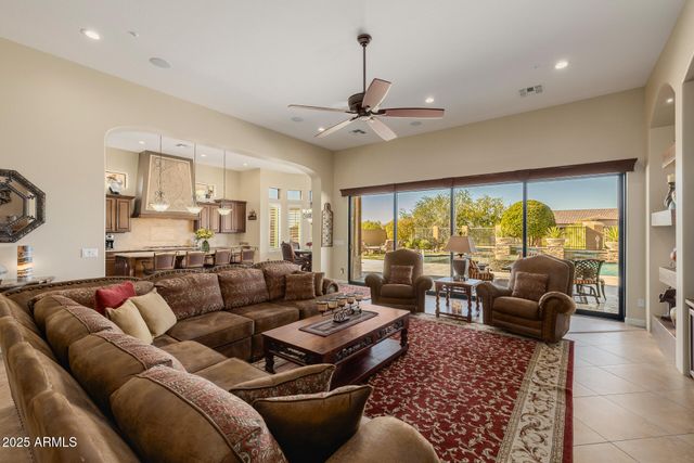 2312 N STEELE Circle, Mesa, AZ 85207