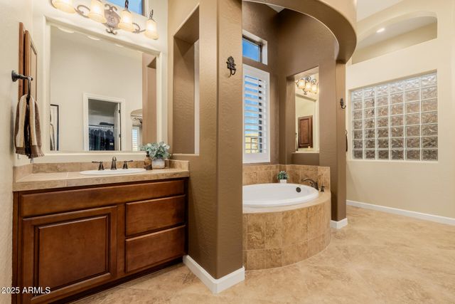 2312 N STEELE Circle, Mesa, AZ 85207