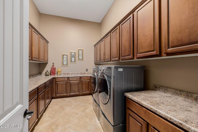 2312 N STEELE Circle, Mesa, AZ 85207