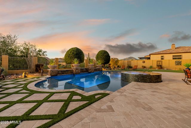 2312 N STEELE Circle, Mesa, AZ 85207