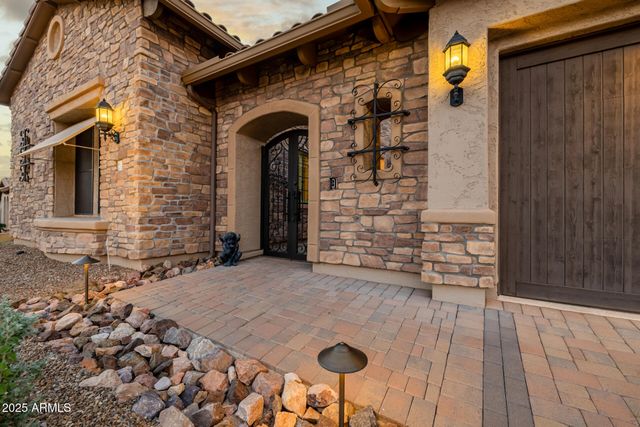 2312 N STEELE Circle, Mesa, AZ 85207