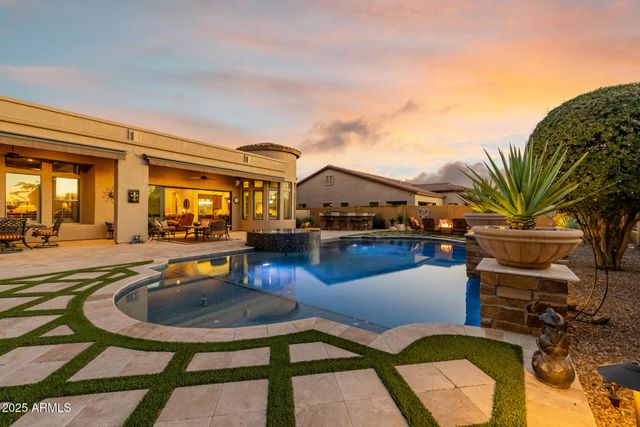 2312 N STEELE Circle, Mesa, AZ 85207