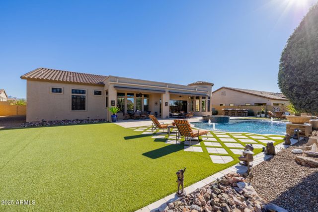 2312 N STEELE Circle, Mesa, AZ 85207