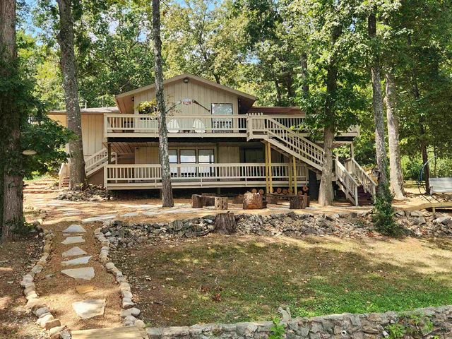 45 W Lakeshore Drive, Cherokee Village, AR 72529
