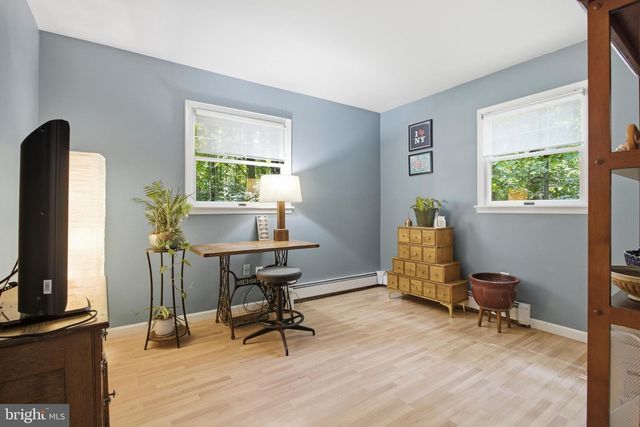 85 WALKER ST, Chadds Ford, PA 19317