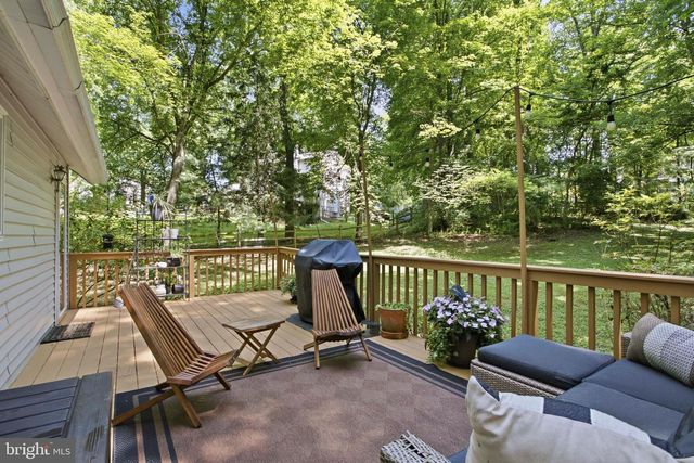 85 WALKER ST, Chadds Ford, PA 19317
