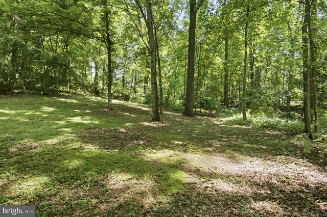 85 WALKER ST, Chadds Ford, PA 19317