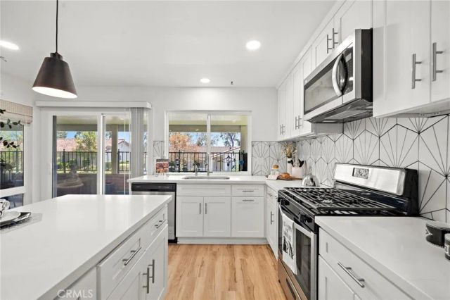 28122 Via Congora, Mission Viejo, CA 92692