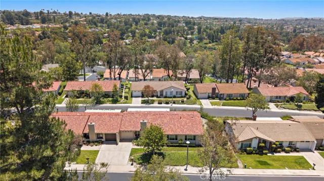 28122 Via Congora, Mission Viejo, CA 92692