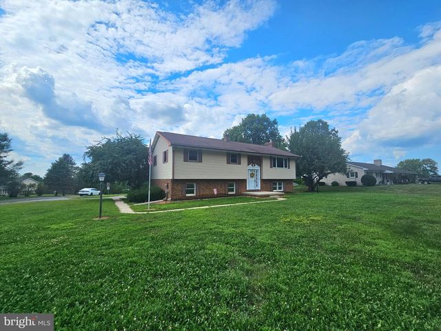 640 BOLLINGER RD, Littlestown, PA 17340