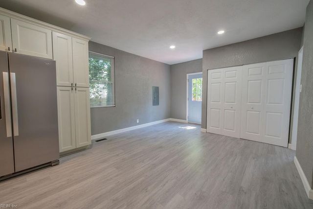 8535 Old Ocean View RD, Norfolk, VA 23503