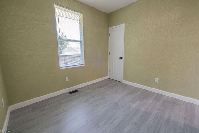 8535 Old Ocean View RD, Norfolk, VA 23503