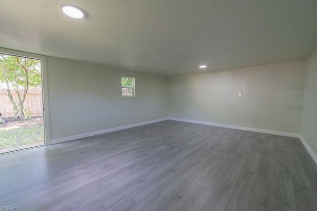8535 Old Ocean View RD, Norfolk, VA 23503