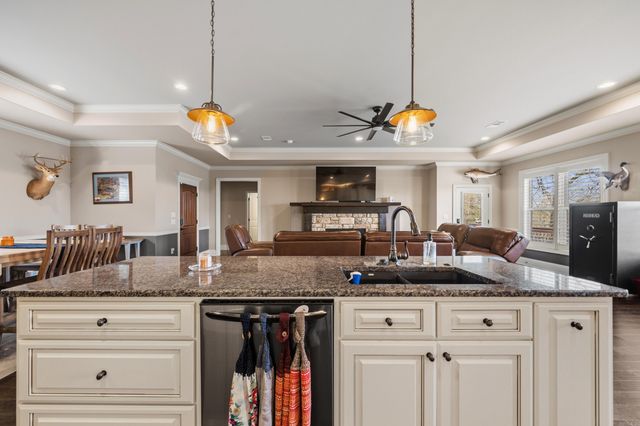 144 West Mountain View Circle, Hot Springs, AR 71913