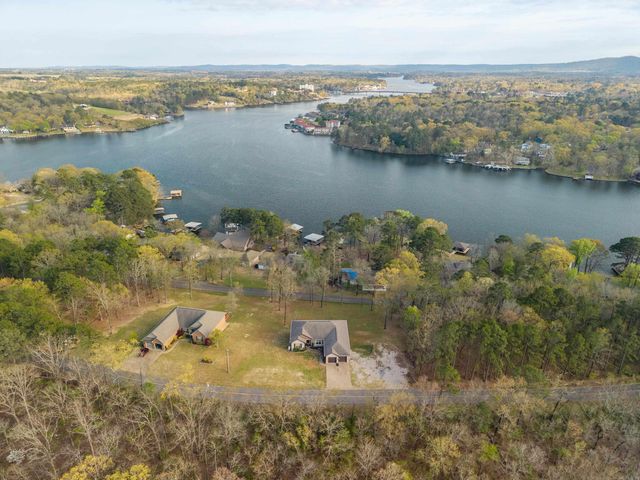 144 West Mountain View Circle, Hot Springs, AR 71913