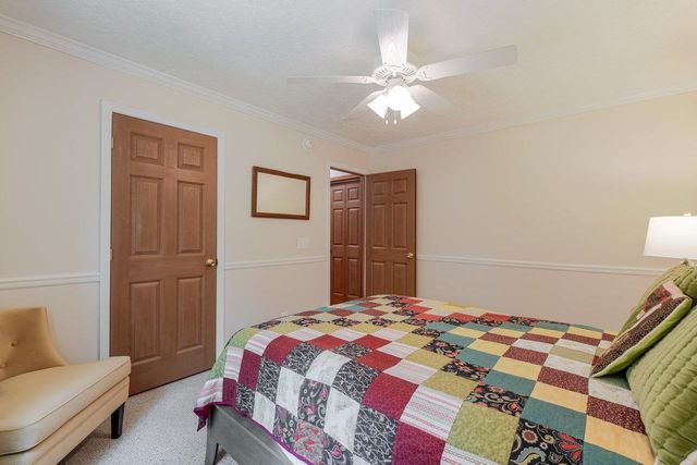 4201 BROWN MOUNTAIN LN, Elkton, VA 22827