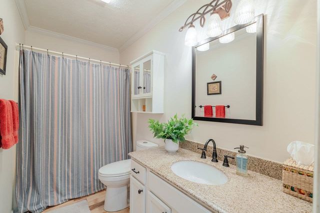 4201 BROWN MOUNTAIN LN, Elkton, VA 22827
