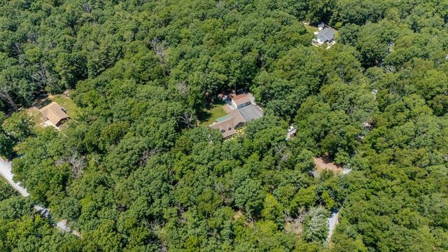 4201 BROWN MOUNTAIN LN, Elkton, VA 22827