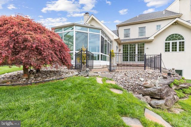 2205 JEFFERSON LN, Huntingdon Valley, PA 19006