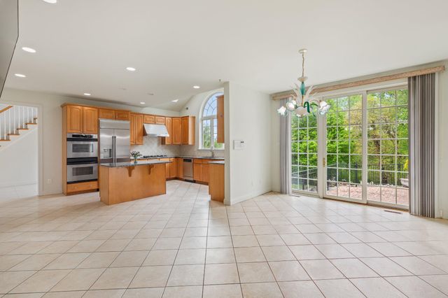 2205 JEFFERSON LN, Huntingdon Valley, PA 19006