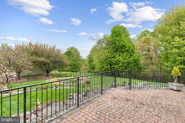 2205 JEFFERSON LN, Huntingdon Valley, PA 19006