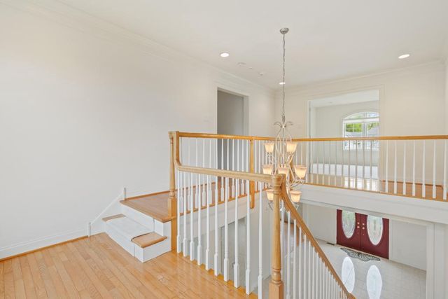2205 JEFFERSON LN, Huntingdon Valley, PA 19006