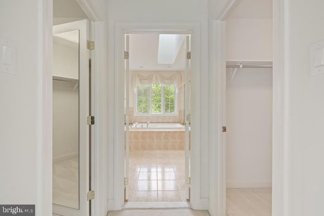 2205 JEFFERSON LN, Huntingdon Valley, PA 19006