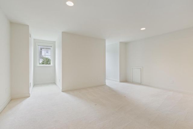 2205 JEFFERSON LN, Huntingdon Valley, PA 19006