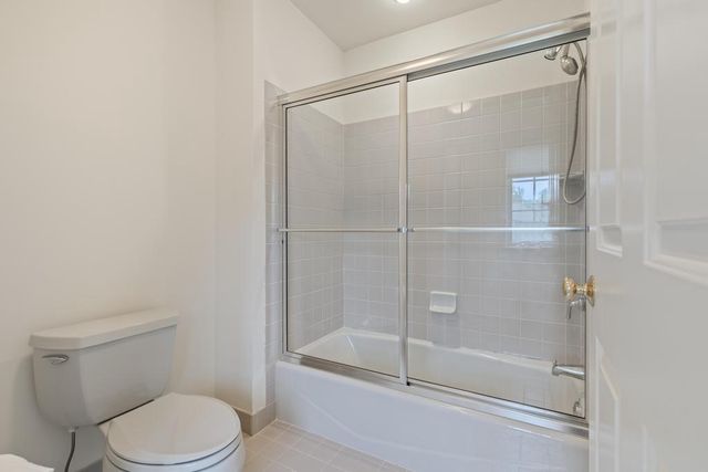 2205 JEFFERSON LN, Huntingdon Valley, PA 19006