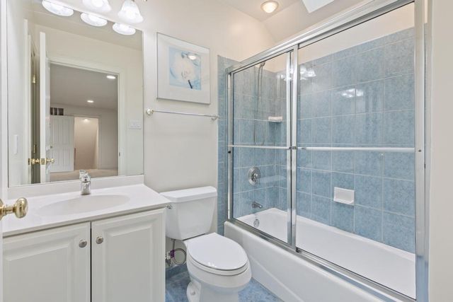 2205 JEFFERSON LN, Huntingdon Valley, PA 19006