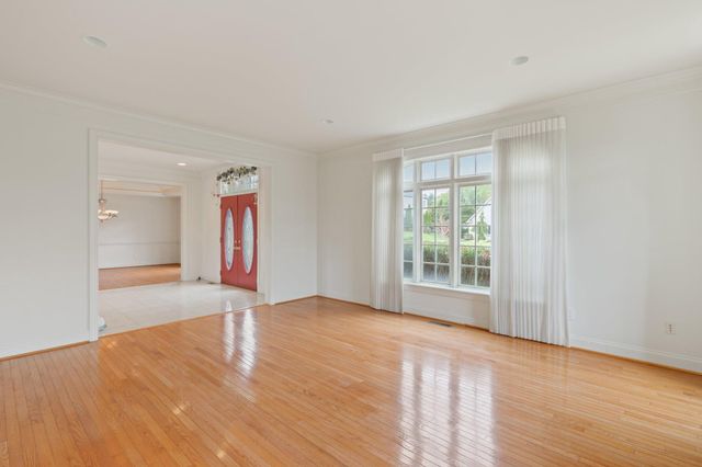 2205 JEFFERSON LN, Huntingdon Valley, PA 19006