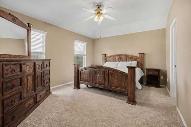 102 Blue Skies Court, La Marque, TX 77568