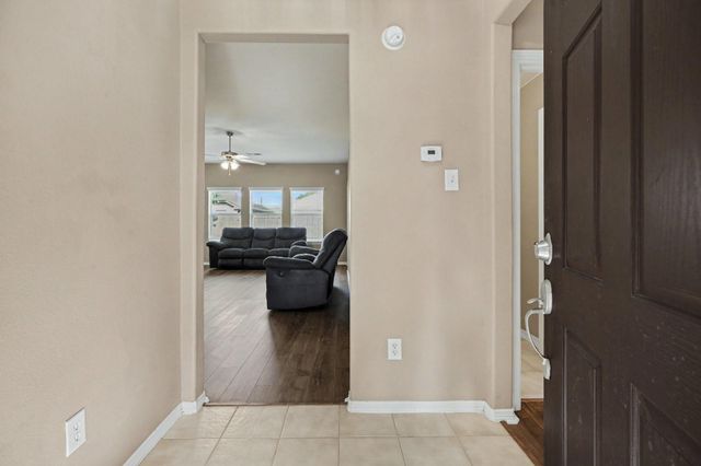 102 Blue Skies Court, La Marque, TX 77568
