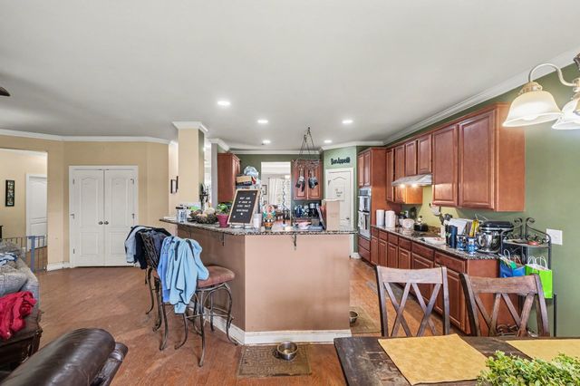 1006 Abberley Cir, Hendersonville, TN 37075