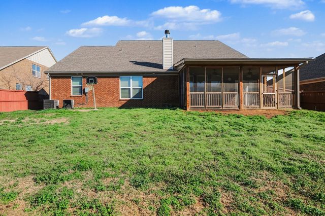 1006 Abberley Cir, Hendersonville, TN 37075